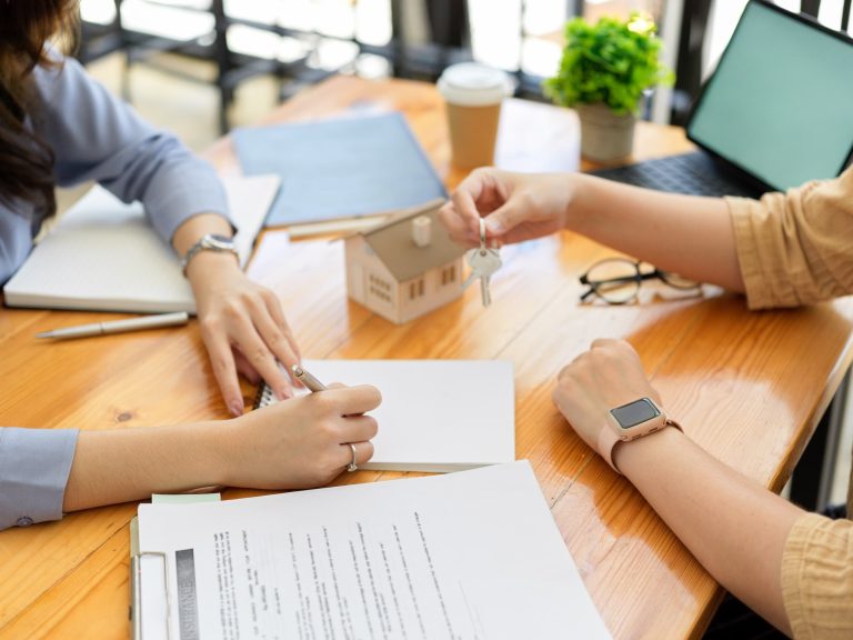 Faut-il donner l’exclusivité à une agence immobilière ?