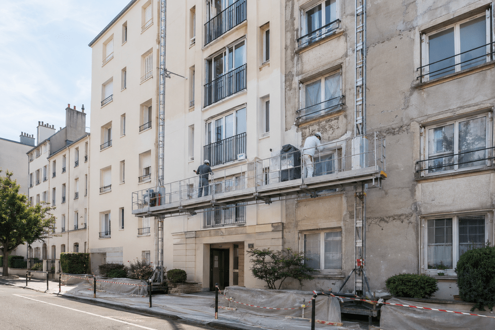 Comment préparer le ravalement de façade d’un immeuble ?